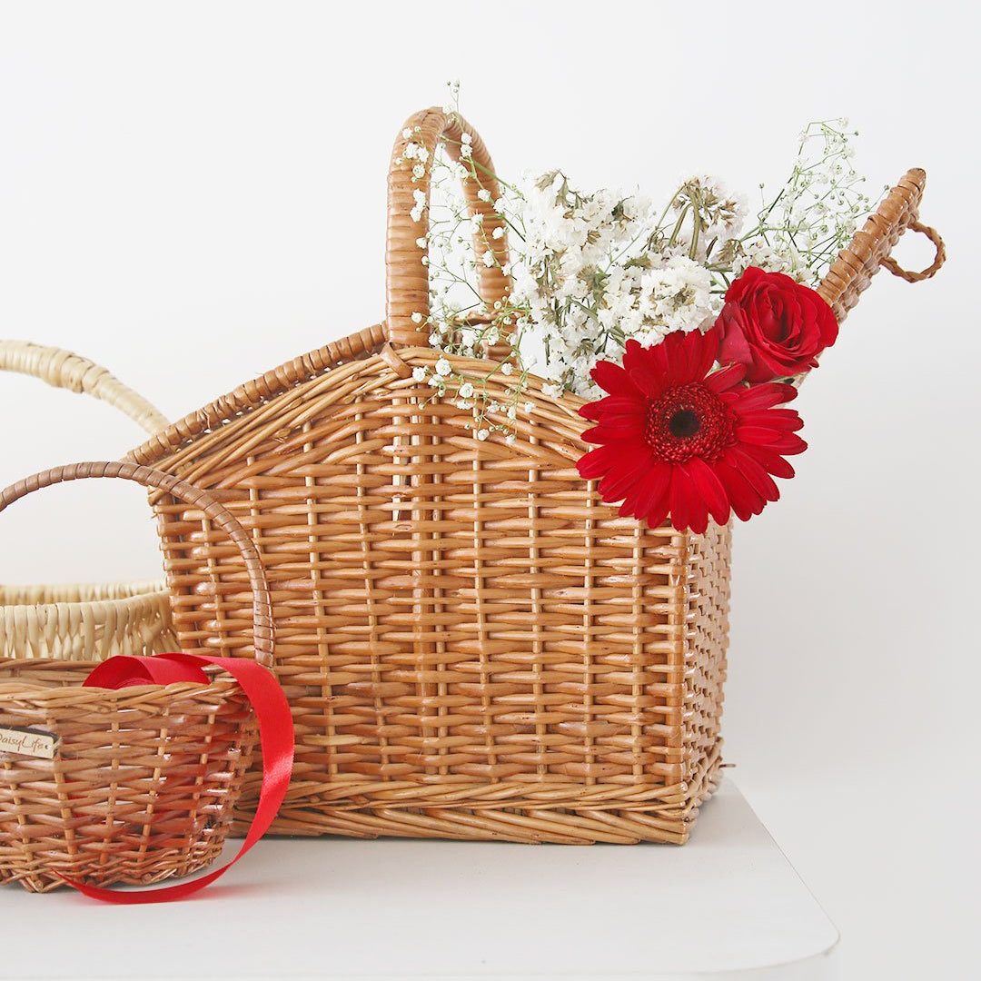 6 Ways to Use a Picnic Basket