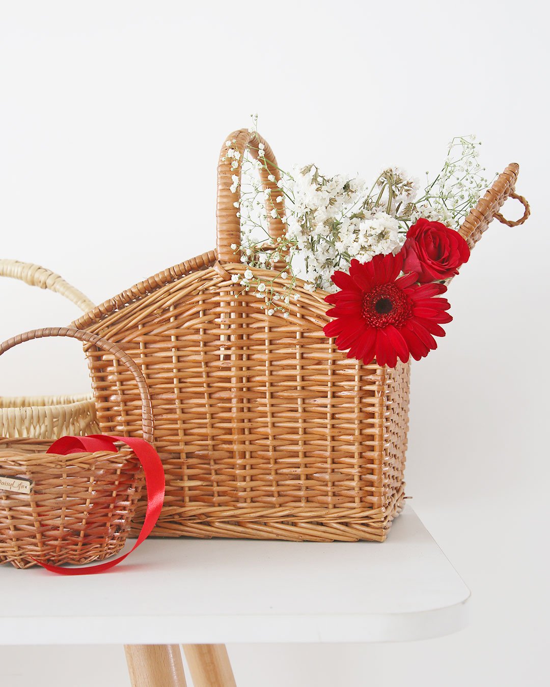 6 Ways to Use a Picnic Basket
